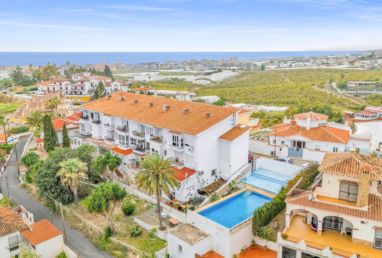 Two-bedroom apartment in Torrox Costa